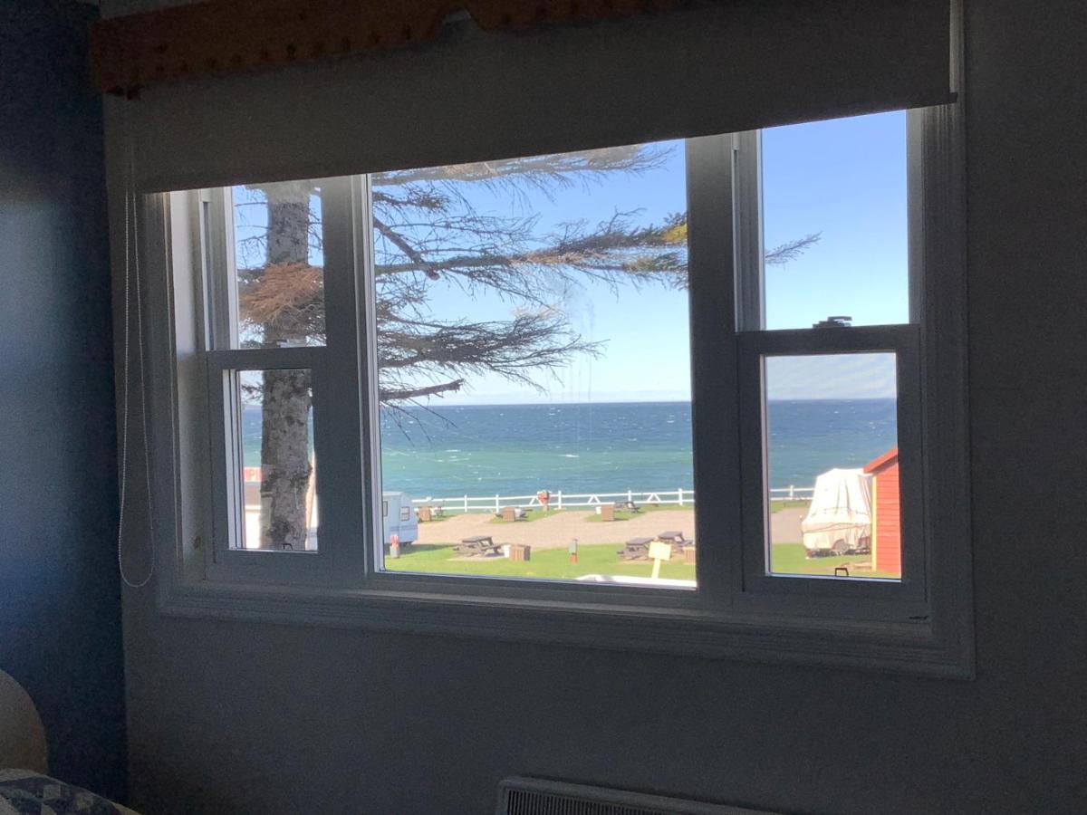 Hôtel-Motel Rocher Percé Extérieur photo