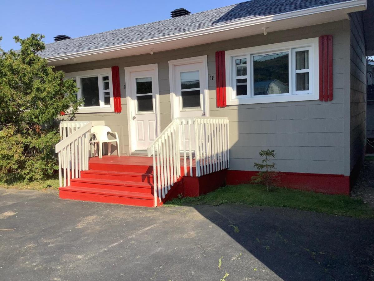 Hôtel-Motel Rocher Percé Extérieur photo